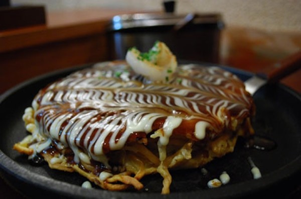 nhung-mon-an-chin-ngon-tuyet-cua-nhat-ban-okonomiyaki-ca-hoi